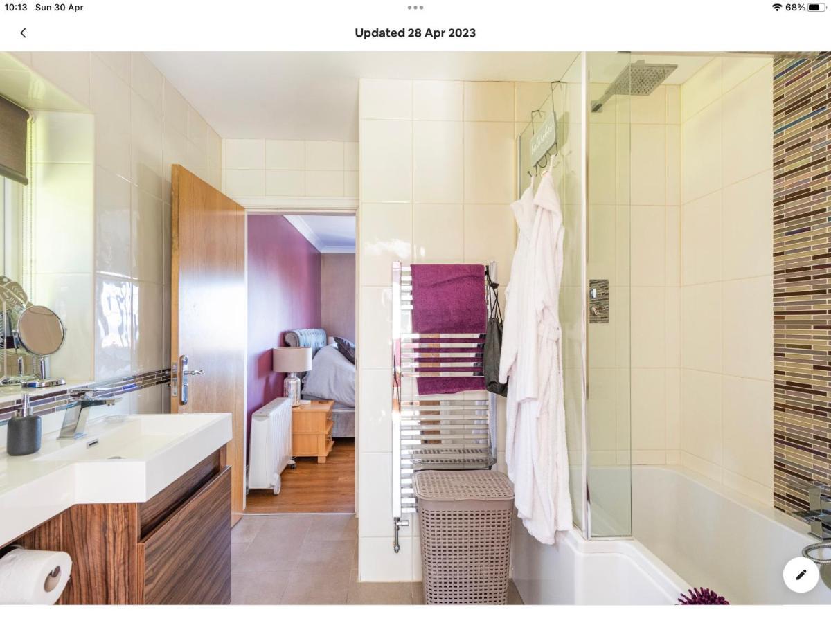 The Kings Suite Oak Drive, Colwyn Bay Ll29 7Yp First Floor Bagian luar foto